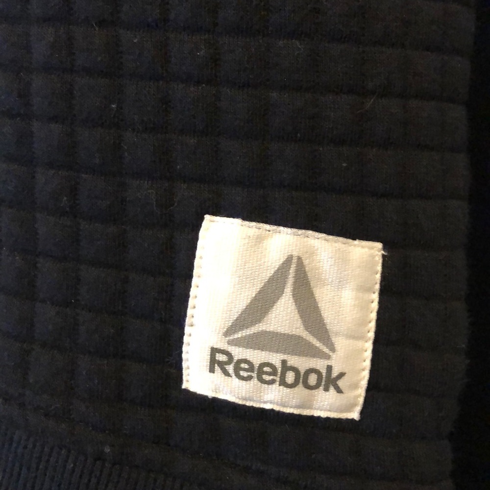Men’s Reebok Sweatshirt - Picture 3 of 5